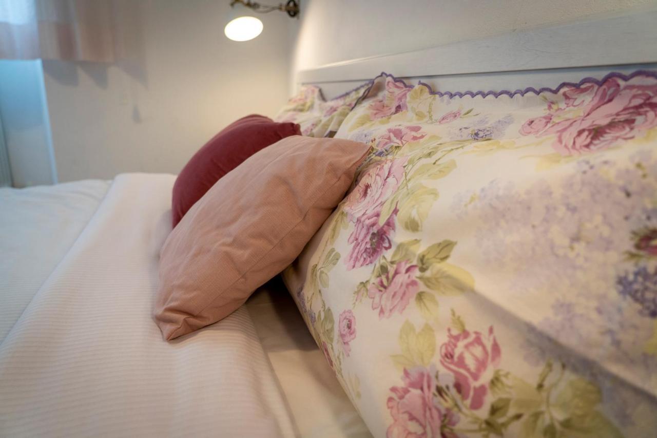 32 Nero - Florence Apartment San Niccolo Kültér fotó
